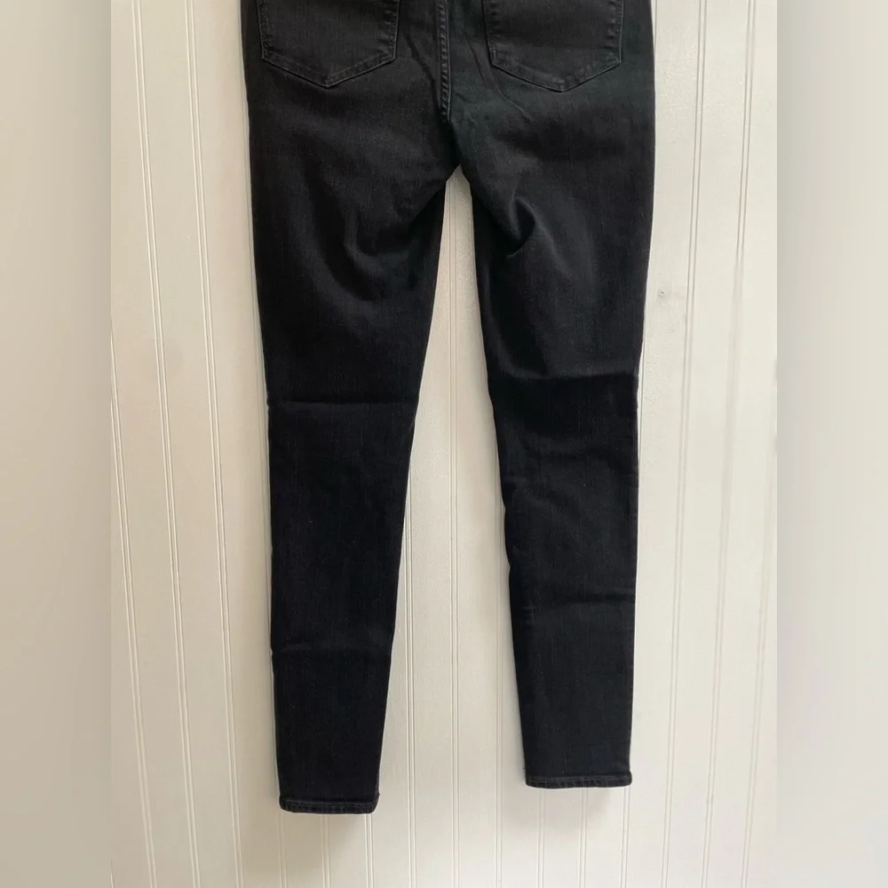 MADEWELL Mid-Rise Roadtripper Skinny Jeans in Black Wash Denim Size 28
